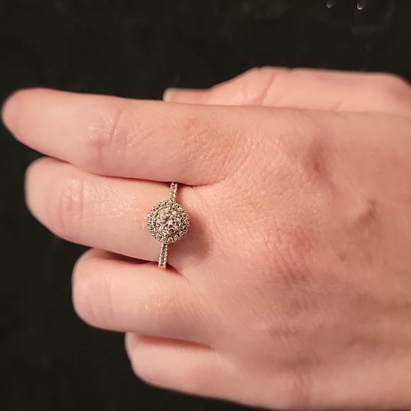 Floating Halo Ring - Picture 9 of 9